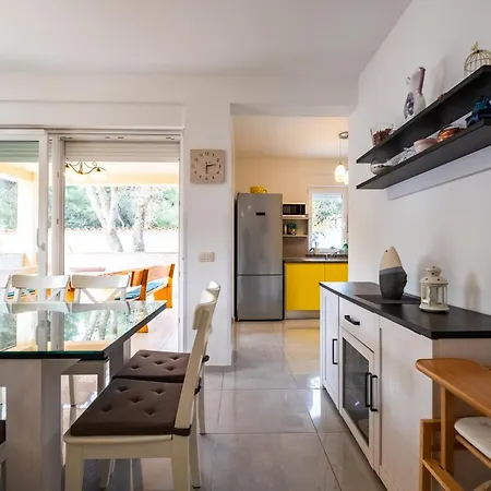 Veronika 2 Holiday home *
